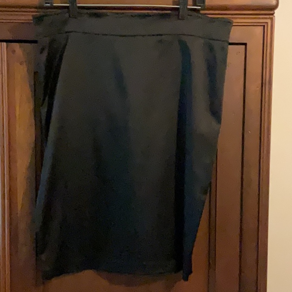 Black Knee-Length Pencil Skirt for Work